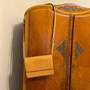 Michael Kors Crossbody